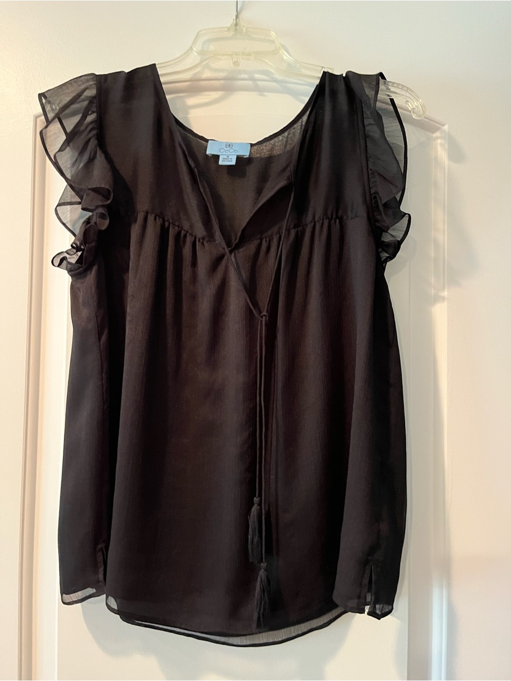 Cece Black Ruffle Sleeve Tie-Front Tassel Blouse size Medium